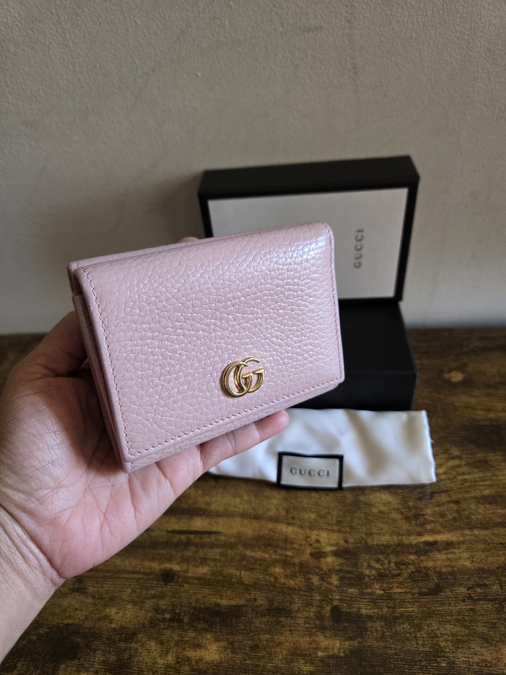 Gucci Pink Leather Small Wallet with Gold Hardware - Picture 8 of 9